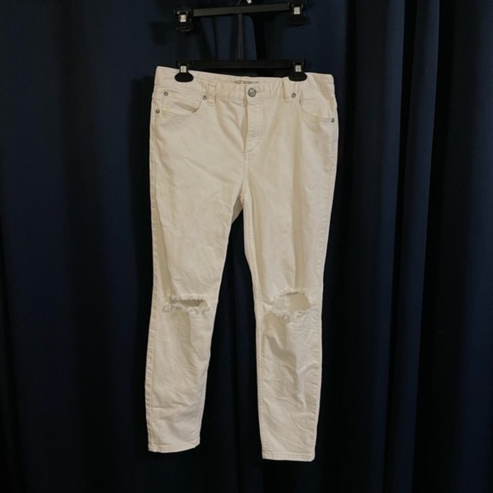 Free people distressed jeans